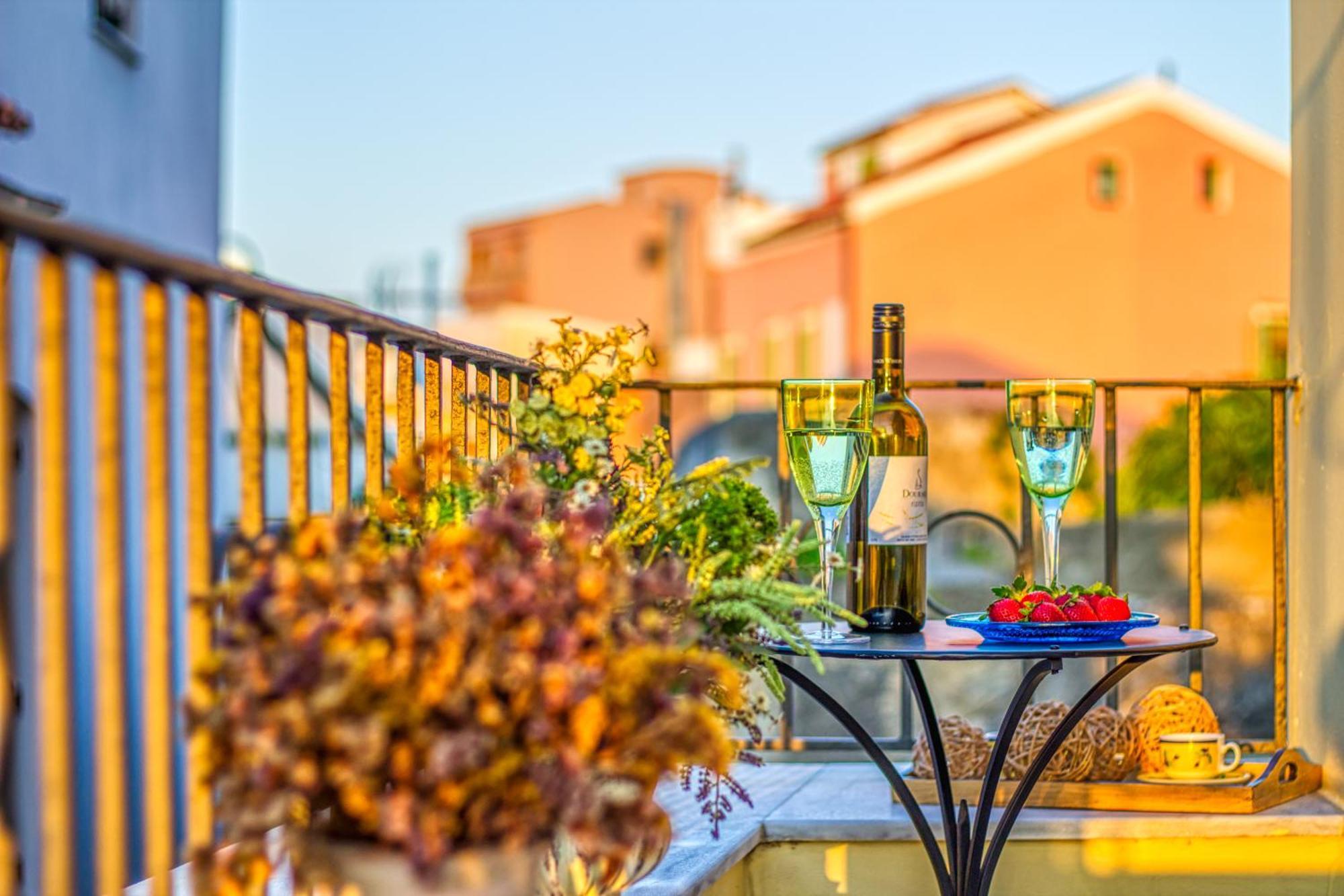 Chanialiving Venetian Luxury House-Near Plaza Parking Ханья Экстерьер фото
